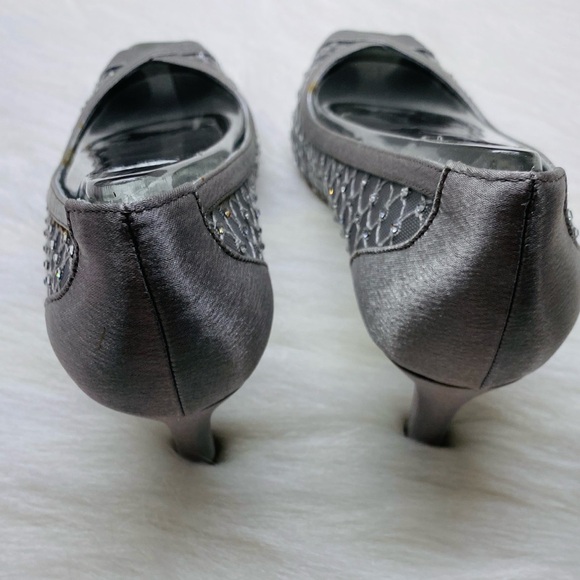 Adrianna Papell Elegant Silver Lua Mesh Size 7.5 M - Picture 5 of 5